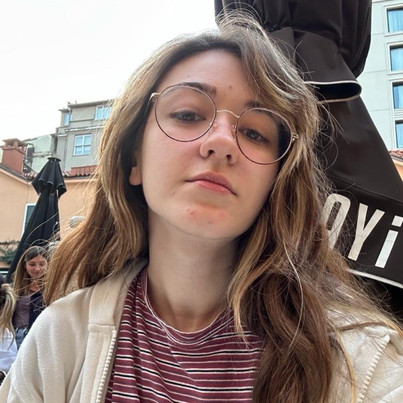 Büşra Asan